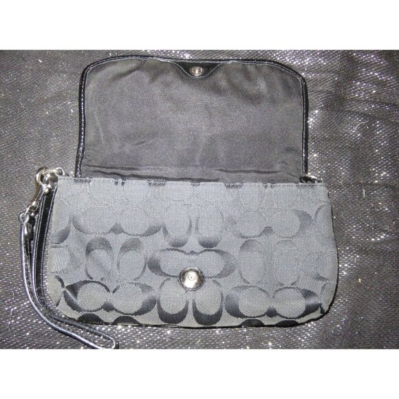 Coach Black Signature C Jacquard Canvas & Leather Trim Sufflette Flap Wristlet - Picture 3 of 8